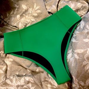 Hoaka high waisted swim bottom green BNWT